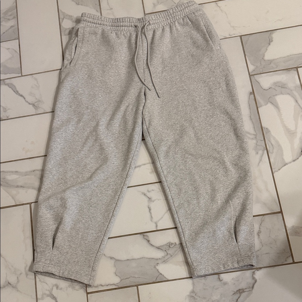 Zella Light Gray cropped Joggers